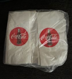 #138 Coca-Cola Dispenser Napkins