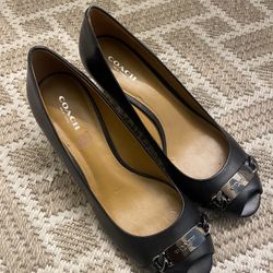 Vintage Coach Black Leather Peep Toe Wedges Size 8