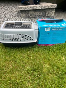 Puppy crate and puppy pads