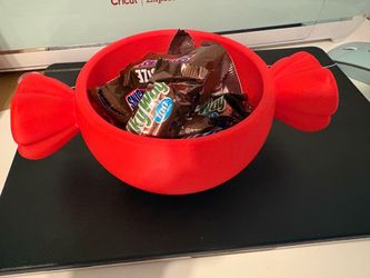 Red Candy-Shaped Decorative Bowl
