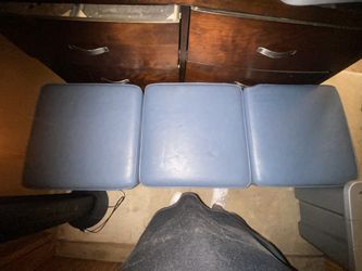 3-Seater Medical Bench – Heavy Duty, Great Condition