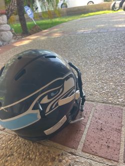 Football Helmet & Xenith Shoulder Pads – $40 for Both
