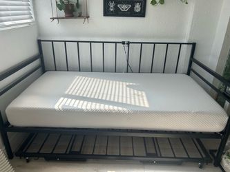 Twin Size to Queen Pop Up Trundle Bed w/ USB Plugs