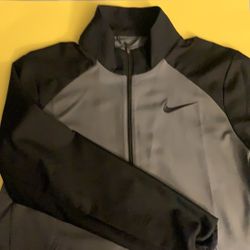 NIKE WINDBREAKER LIKE NEW 