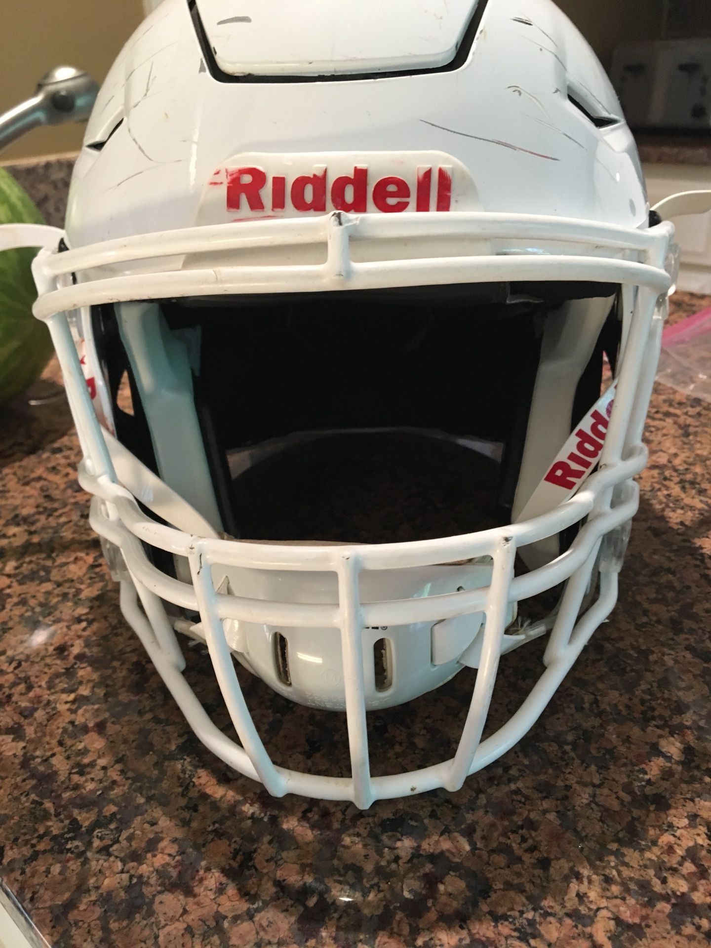 RIDDELL SPEEDFLEX ADULT FOOTBALL HELMET