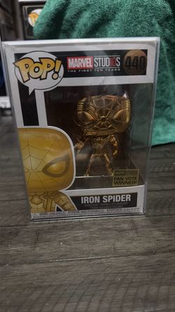 Funko Pop Iron Spider #440 Gold Chrome