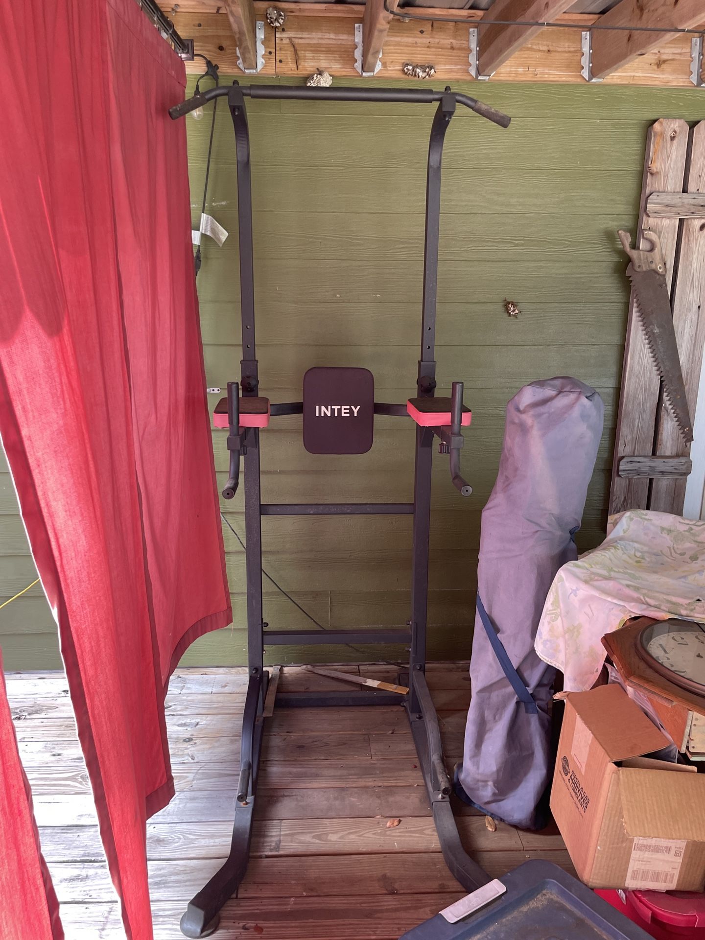 Pull up free standing gym