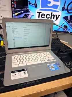 Chromebook Laptop