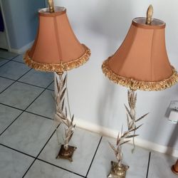 2 Antique Leafy 🍃  Lamps 