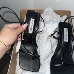 Steve Madden Annie Black Heels 