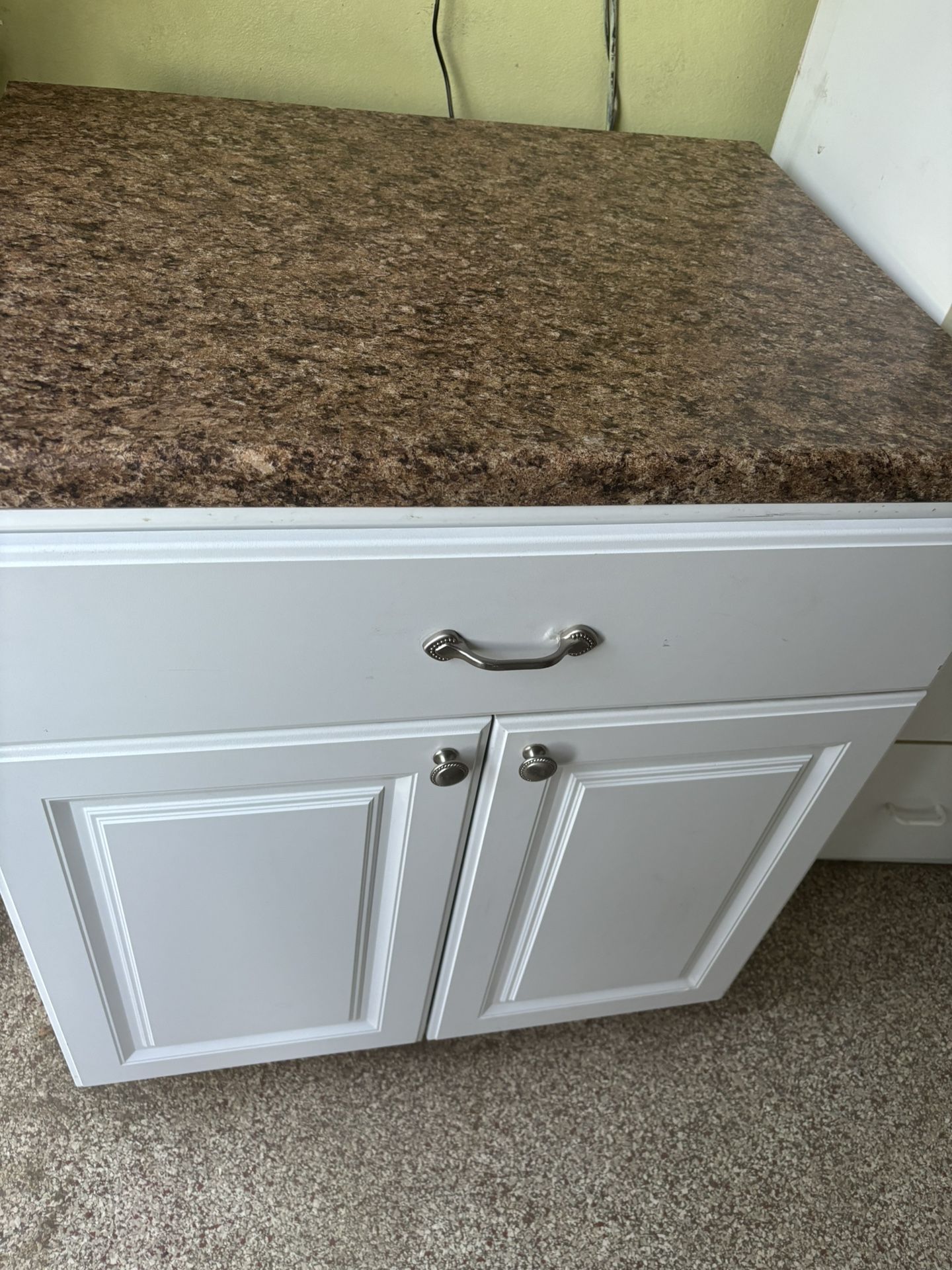 Base Cabinet