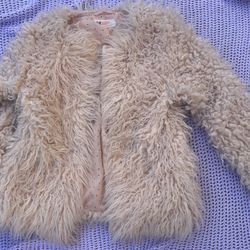 Never Worn Girls Size 6/7