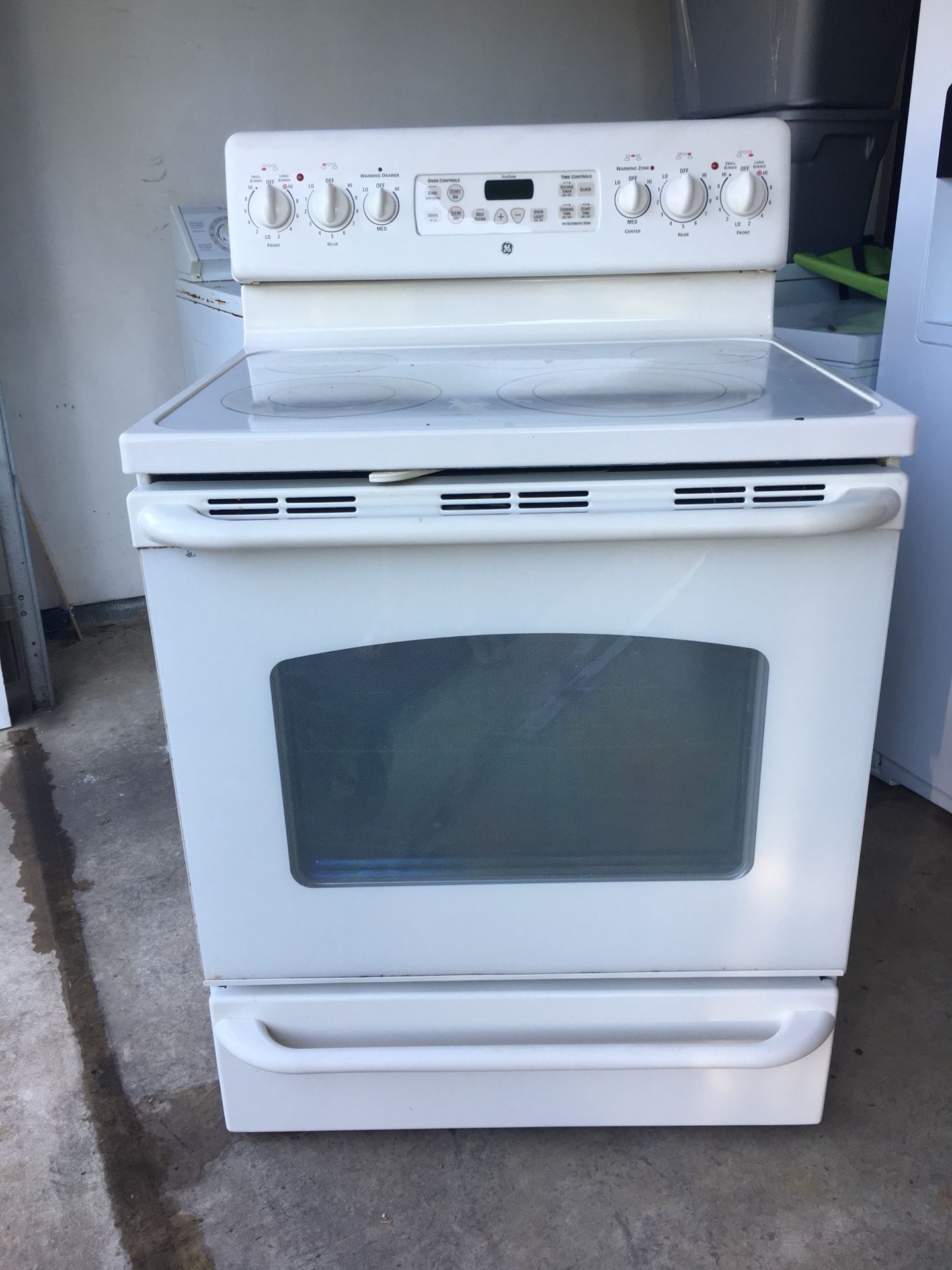 GE Electric Range