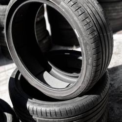 Used / Pirelli P Zero - 255/35R21