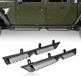 Jeep Gladiator side steps running boards Brand new in box Fits 2020-2025 Jeep Gladiator Hardware included