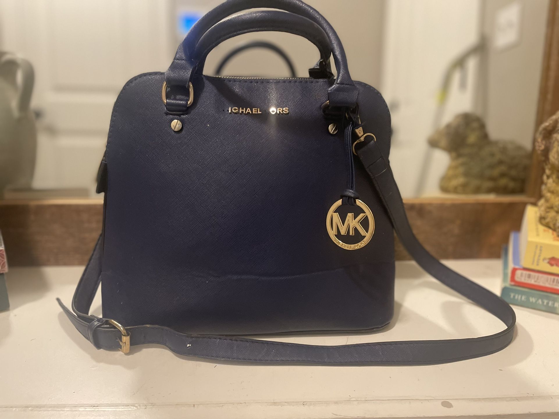 Michael Kors Navy Shoulder Bag Size Medium 