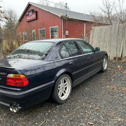 2000 BMW 740i Sport Package 