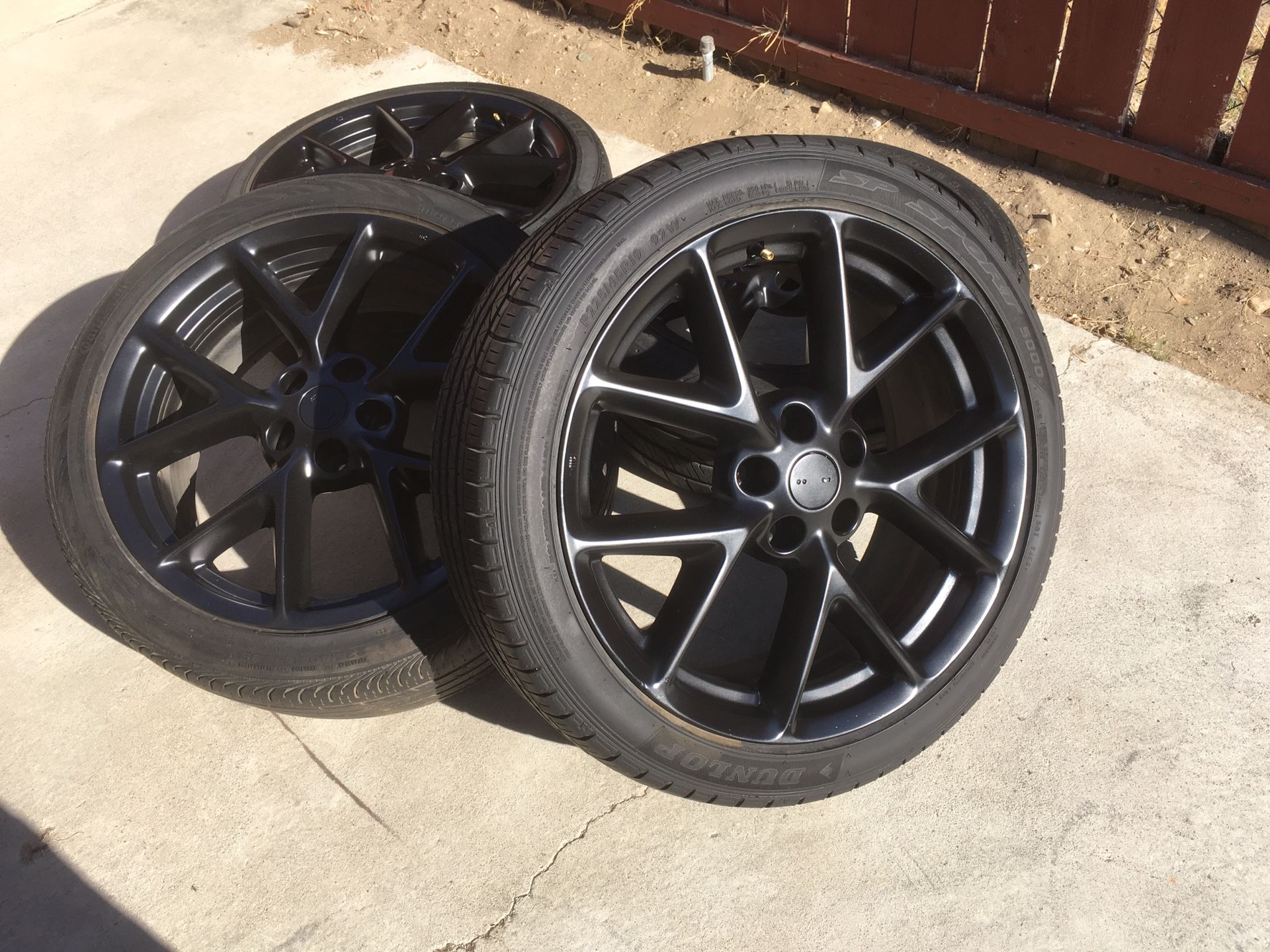 19 inch rims and tires $320