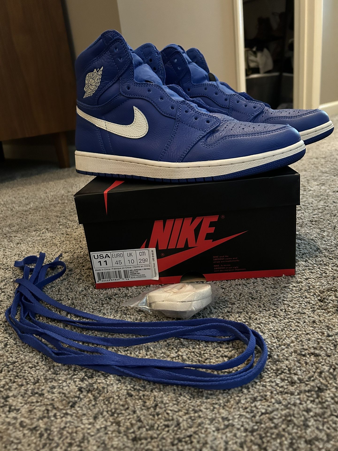 Lightly Used Jordan 1 Hyper Royal