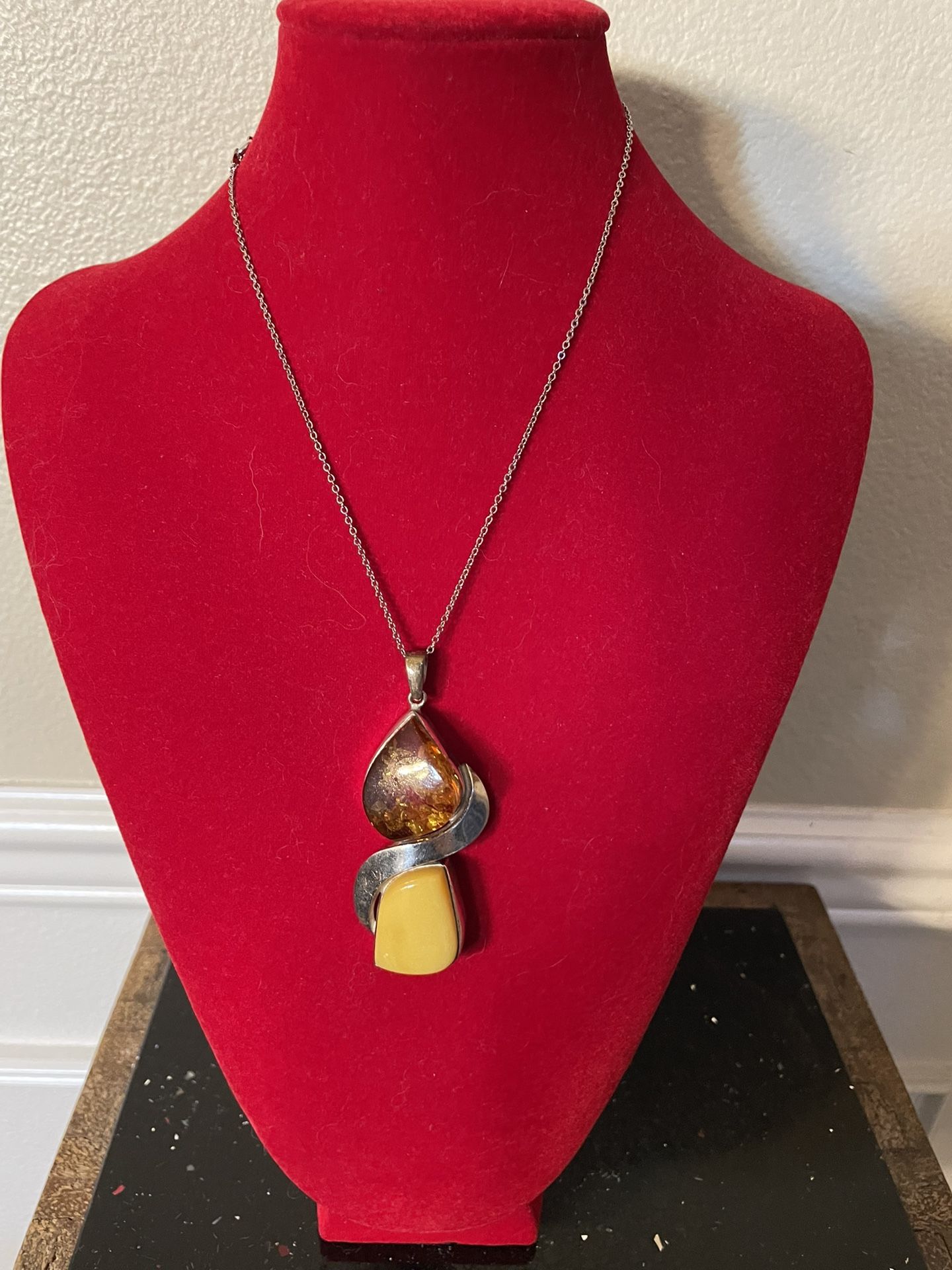 Vintage Sterling Silver Butterscotch Amber Pendant (chain not silver )