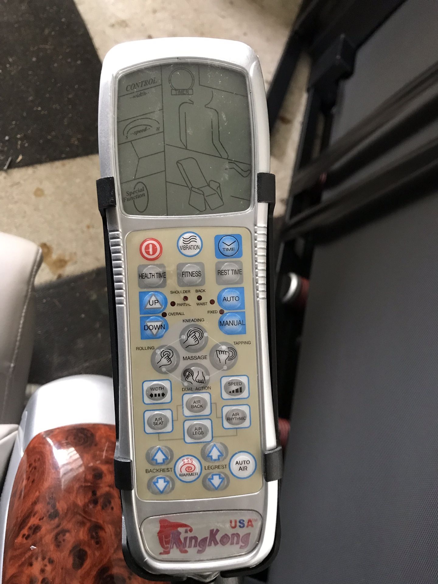 King Kong massage Chair for Sale in Snohomish, WA OfferUp