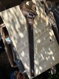 24” Crescent Wrench