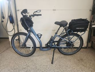 Pedigo Boomerang Step Through Electric Bike