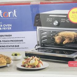 LIKE NEW INSTANT POT AIR FRUER OVEN 6-1 