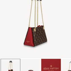 LOUIS VUITTON PURSE