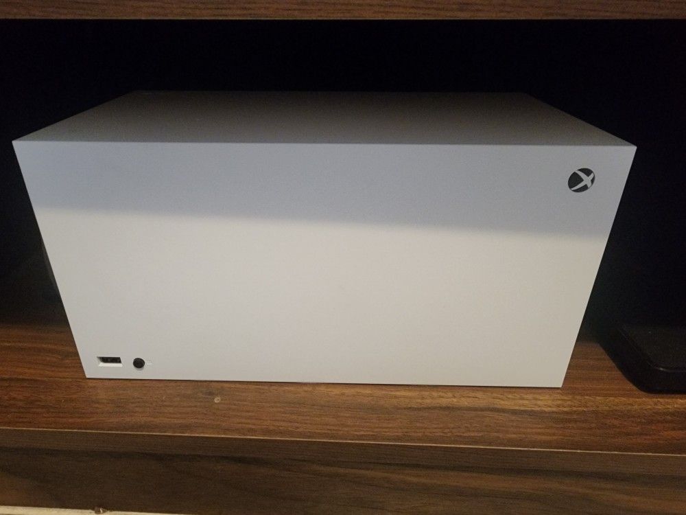 Xbox Series X Digital 1TB with Extended 2tb