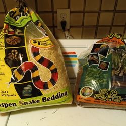 Snake reptile atrium bedding