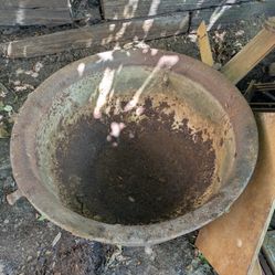 Vintage iron Cauldron 