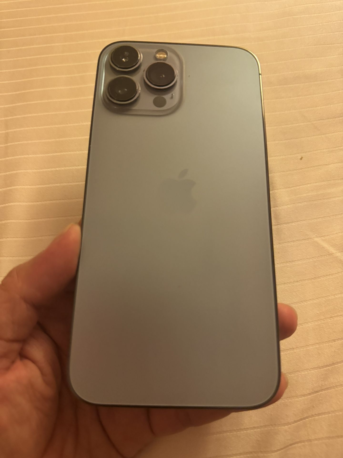 iPhone 13 Promax 256G Unlocked Battery 100%