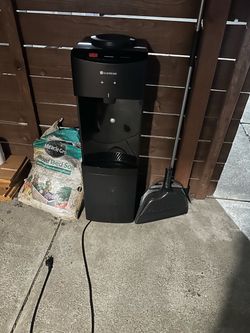 Water Dispenser