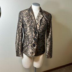 Gorgeous Chico’s Brand Size 0, Tailored Sateen Leopard Cheetah Jacket
