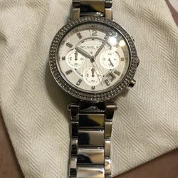 Michael Kors 5353 Like New Watch 