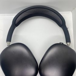 AirPod Max Black First Generation