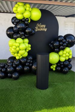 Black and Green Birthday Balloon Backdrop Set