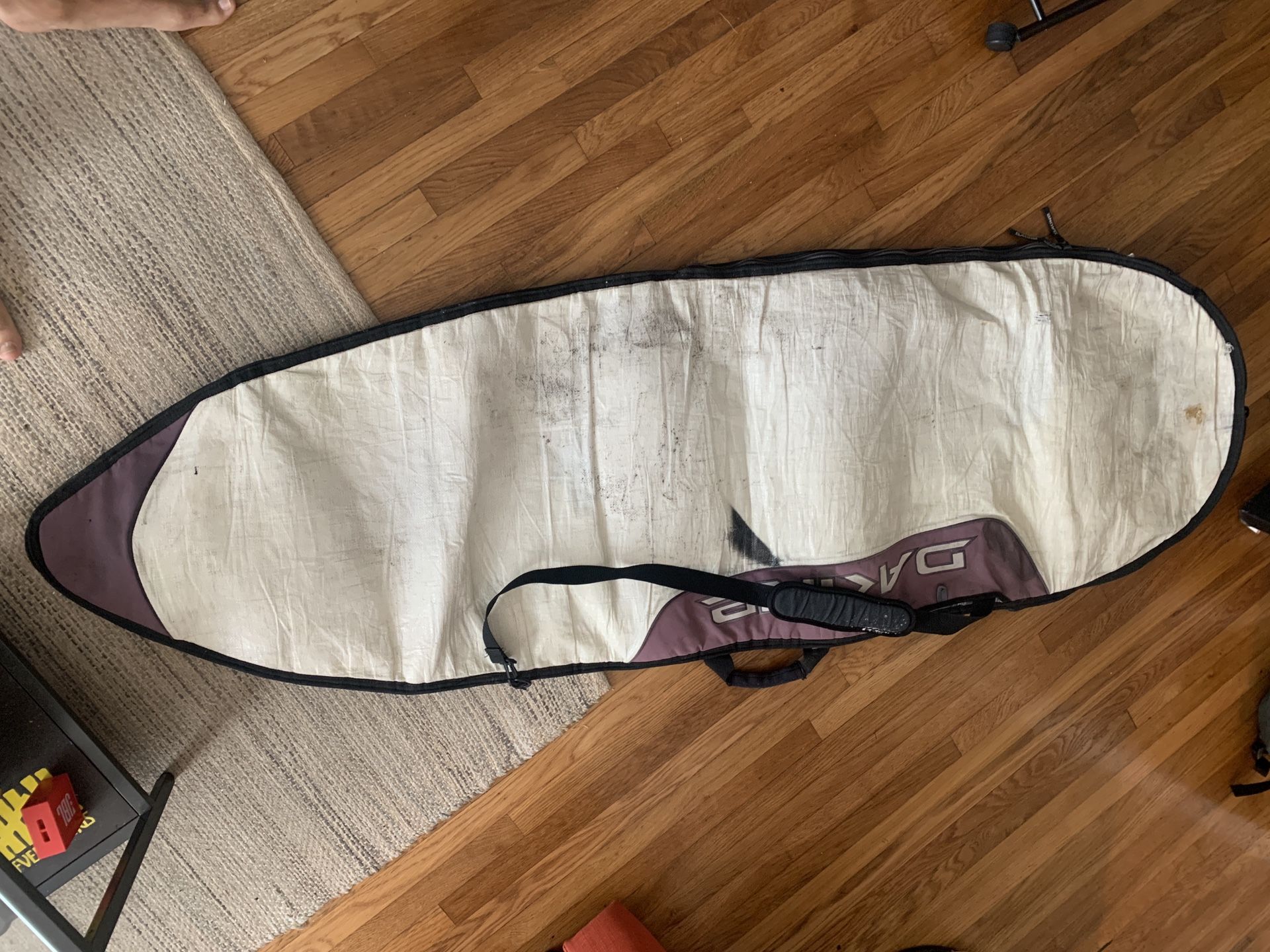 Surfboard bag