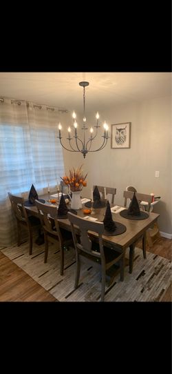 Pier1 Dining Room Table Set with 6 chairs