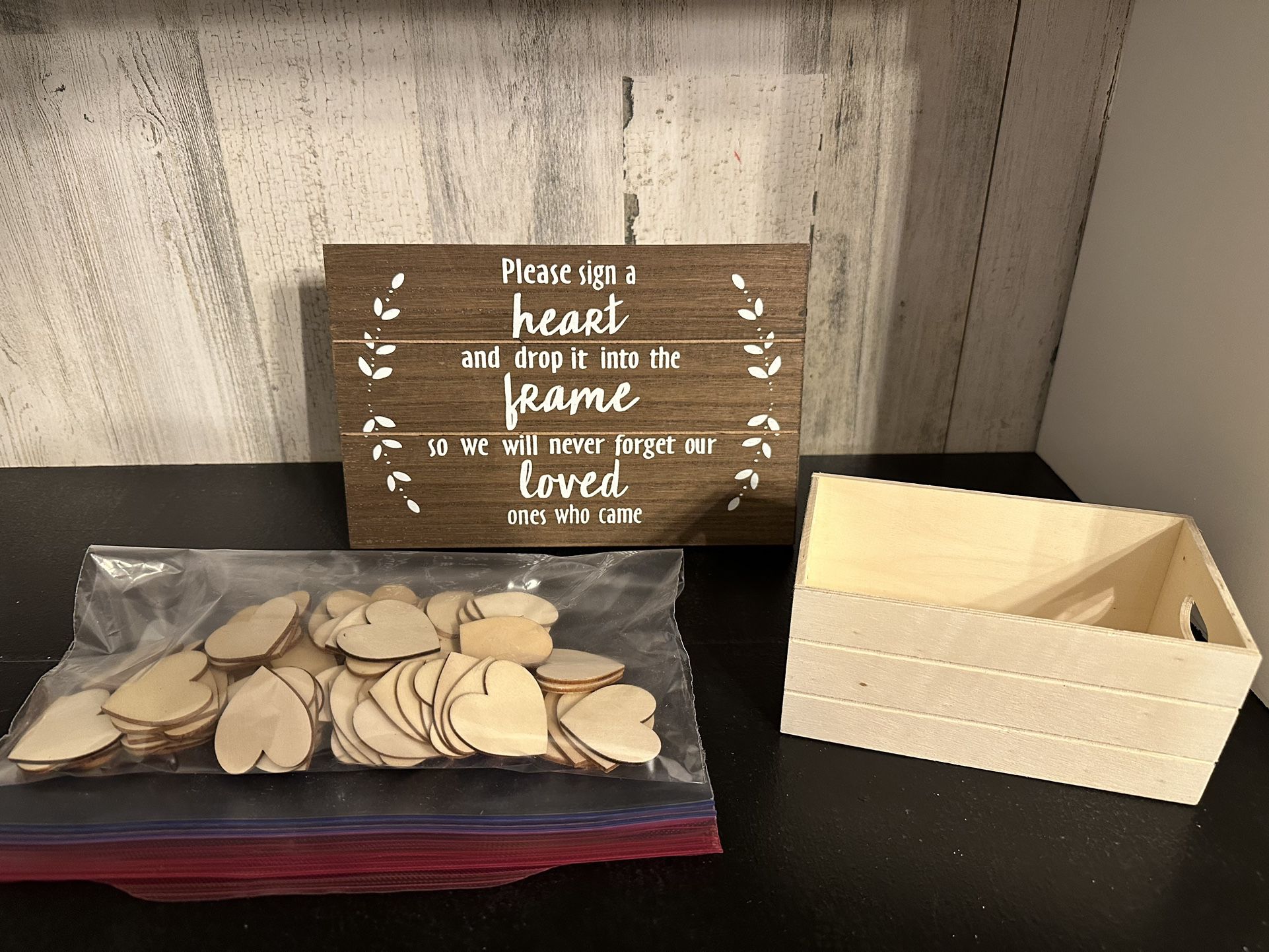 Guest Book Sign, Crate, Hearts 