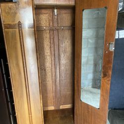 Wardrobe Closet With Mirror 