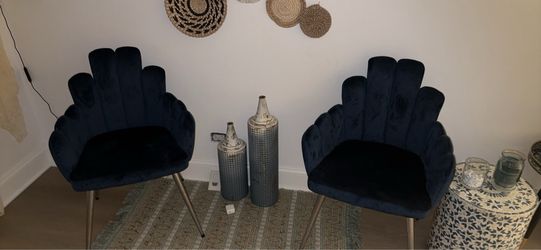 TWO velvet Chairs blue
