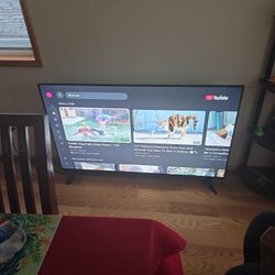 2024 TCL Roku Smart TV 