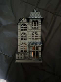 Spooky toy house