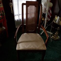 Heavy Re -Apolesterd Beautiful Dining Chairs