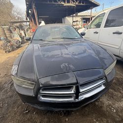 2011 Dodge charger FOR PARTS ONLY!