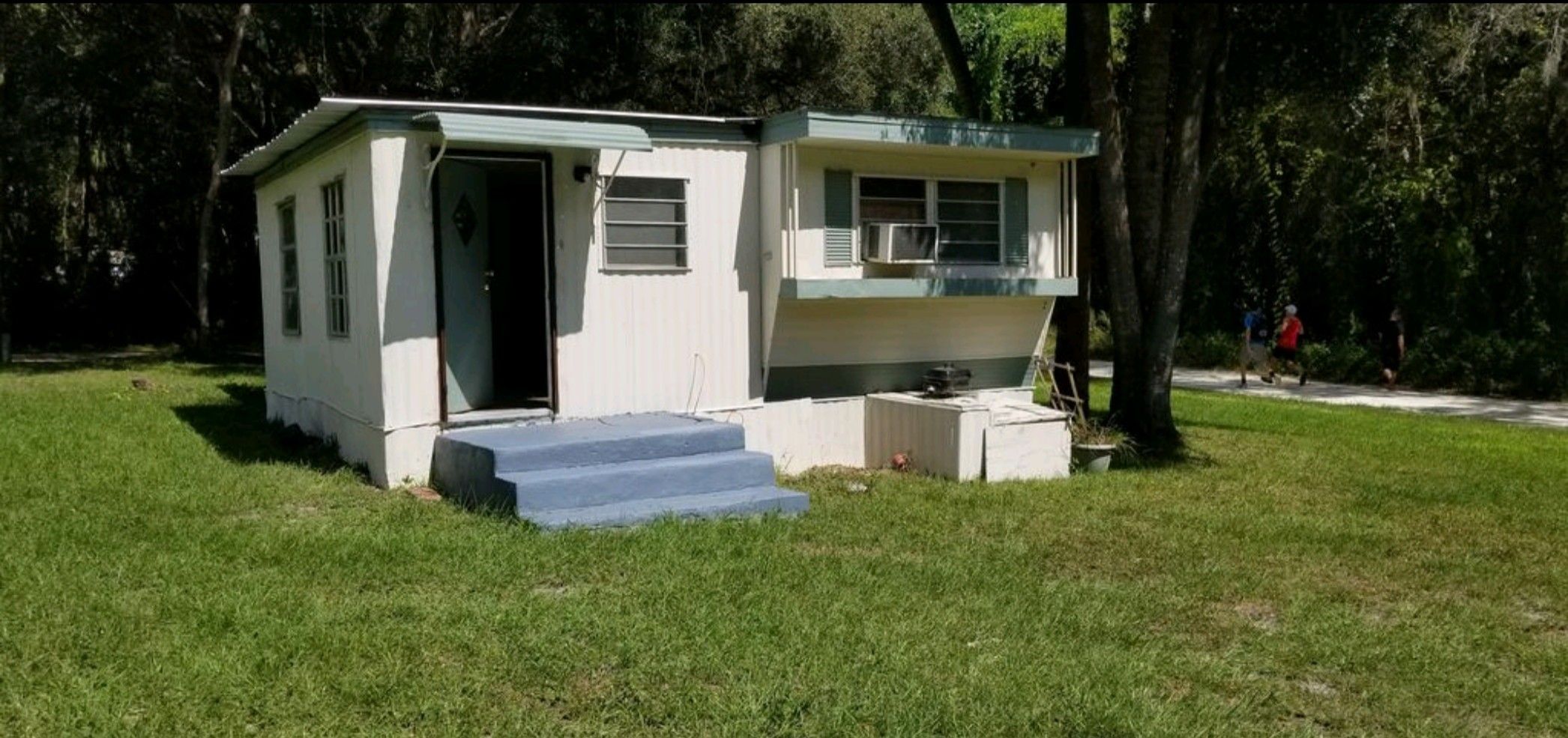 Two mobile homes on .25 acre lot Dunnellon FL