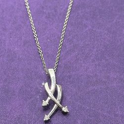 Sterling Silver Necklace Pendant With 3 Diamonds 