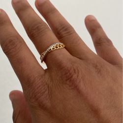 Size 7 Crisscross Ring 